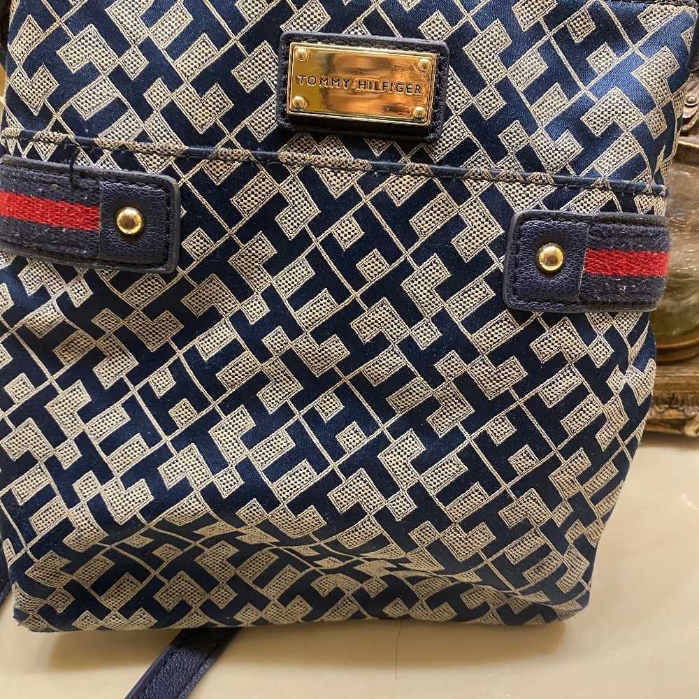 Ladies cross body purse